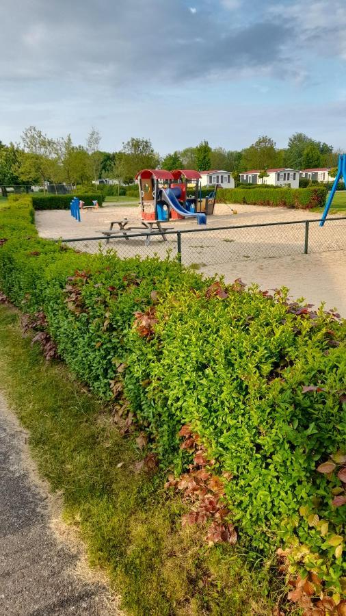 'T Blauwtje Baarland Villa Exterior foto